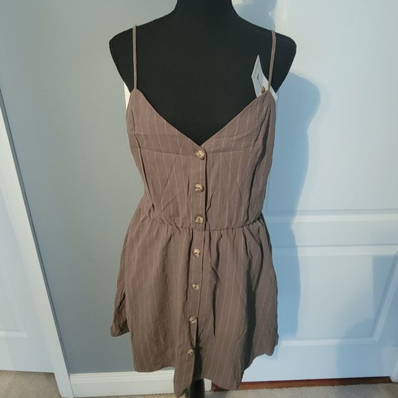 Dress - Picture 4 of 4